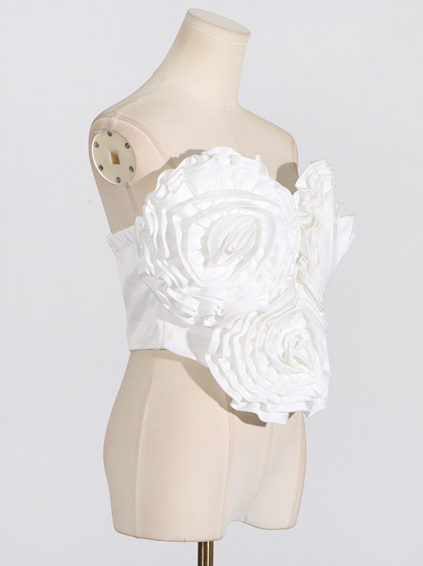 Caitlin 3D Flower Top In Red