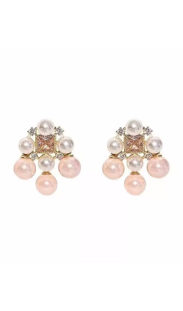 Arianna Pearl Earring In Pink