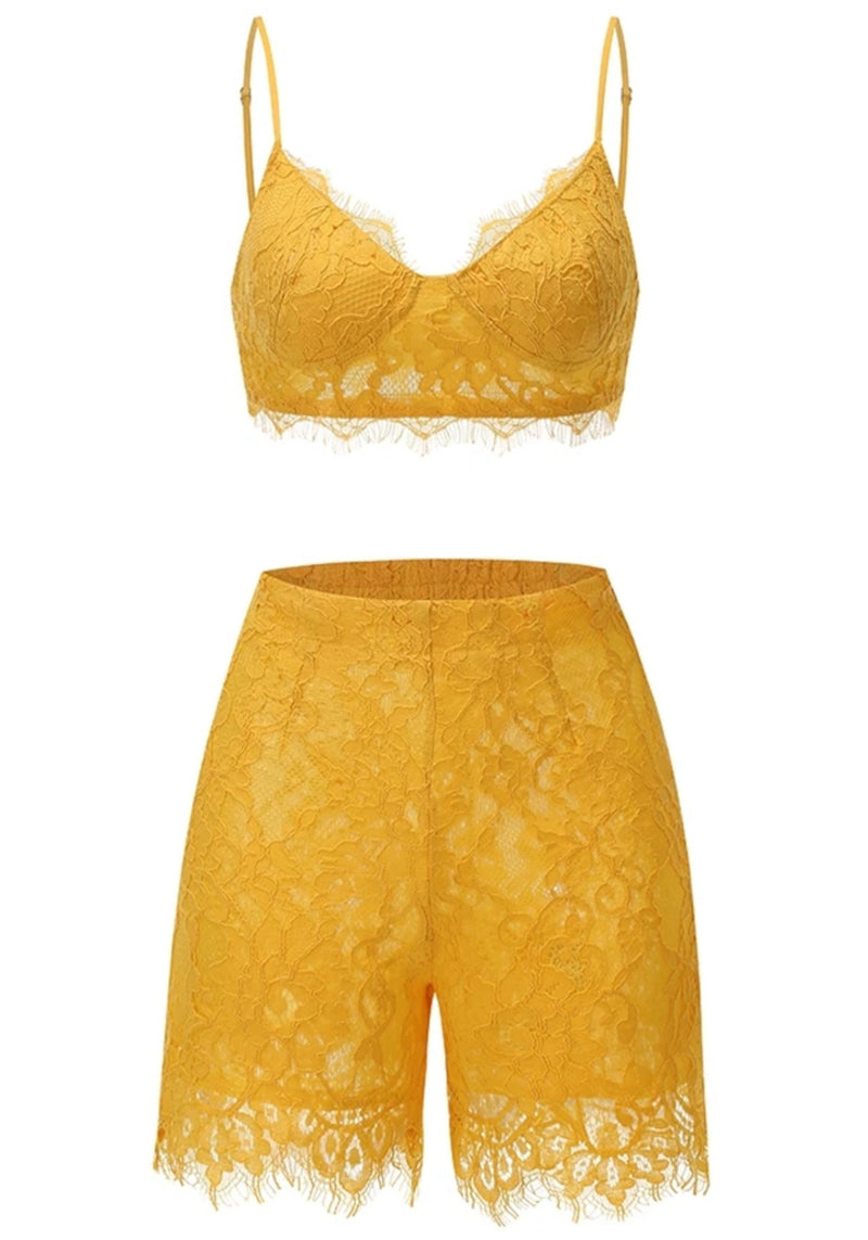 Reegan Lace Three Piece Set In Amber Yellow