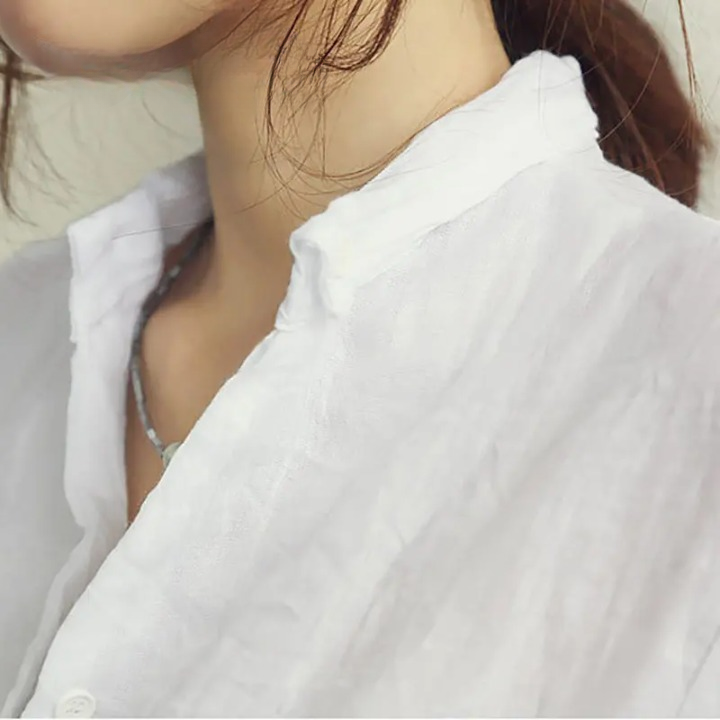 Clara Chic Linen Blouse