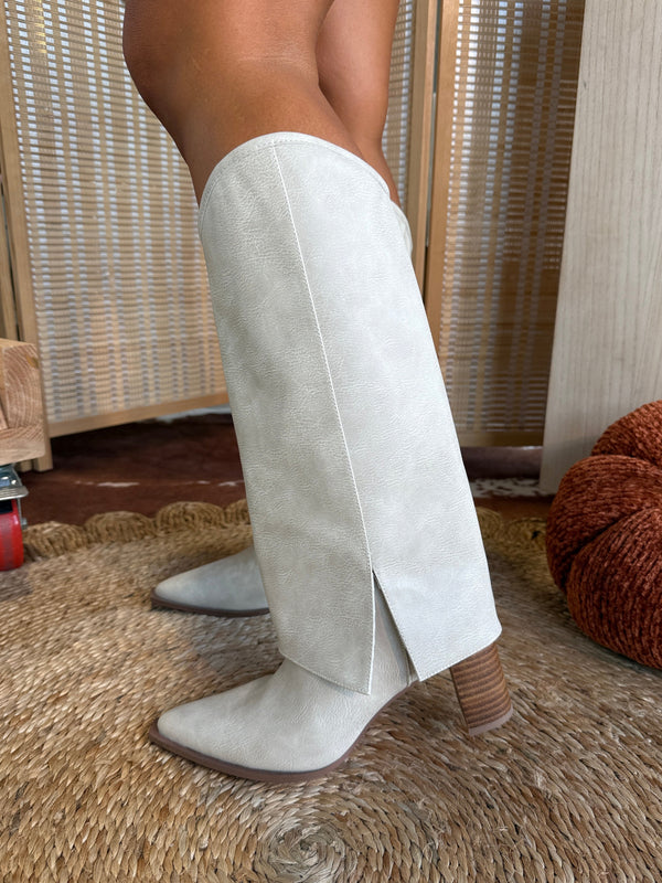 Walker Suede Boots Natural