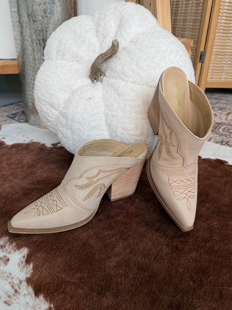 Bree Western Cowboy Mules Beige