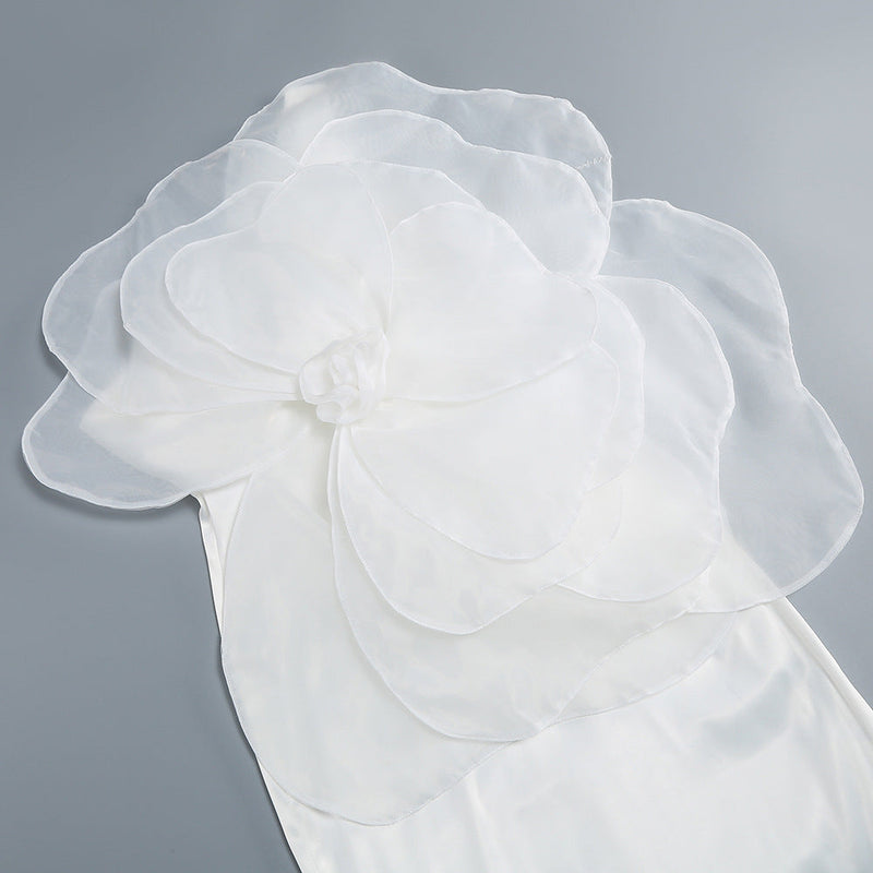 Zayne Mesh Flower One Shoulder Midi Dress In White