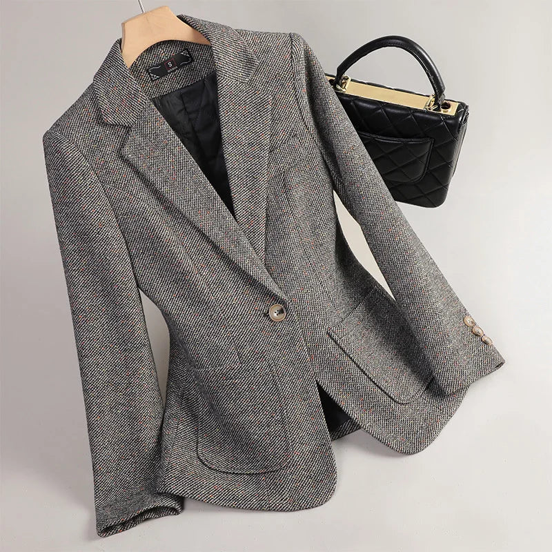 Avery™ Tweed Blazer