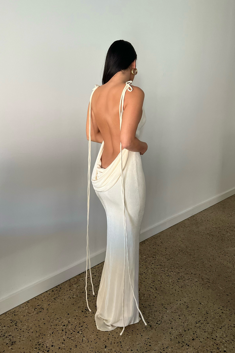 Sagia Backless Maxi Dress In White